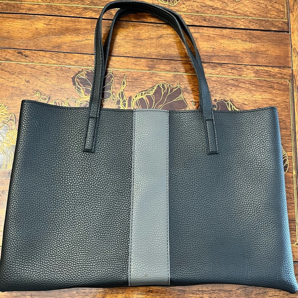 Vince Camuto Tote